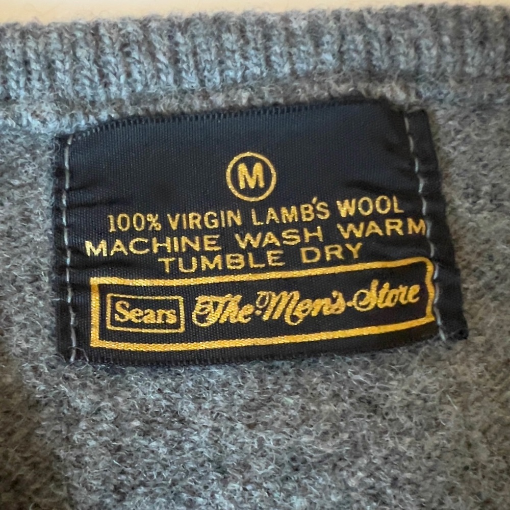 Vintage SEARS Gray Virgin Lambs Wool Vest size Medium - Picture 5 of 7